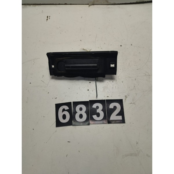 Maçaneta Tampa Tras Peugeot 206/207 N0501499 *6832 Cx132
