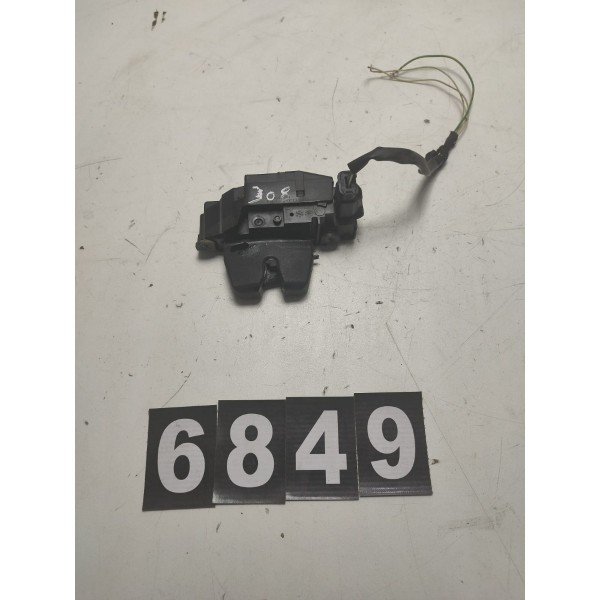 Fechadura Tampa Traseira Peugeot 308 9684648380 *6849 Cx132