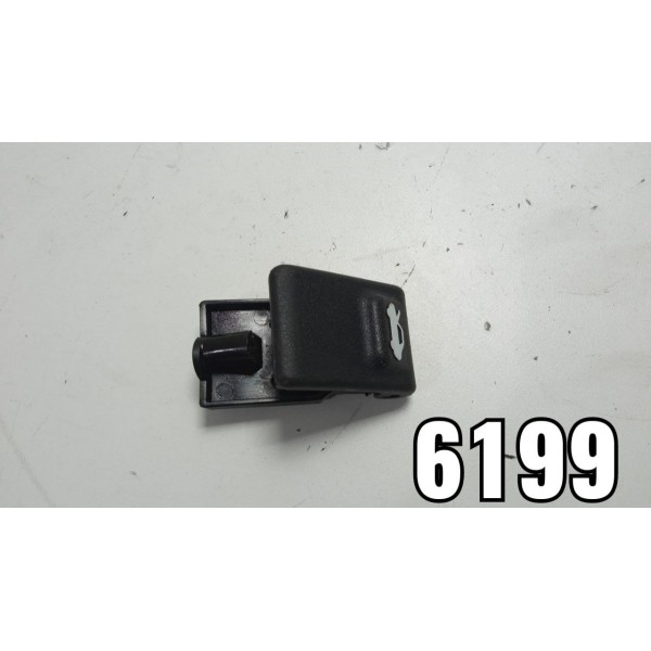 Puxador Abertura Capo Hb20 2016 81182-34000 *6199 Cx124