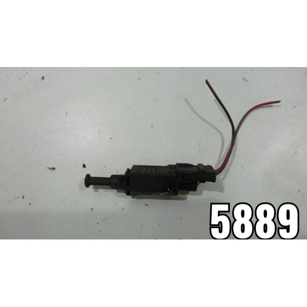 Interruptor De Freio Gol Saveiro 1999 191945515b *5889 Cx117