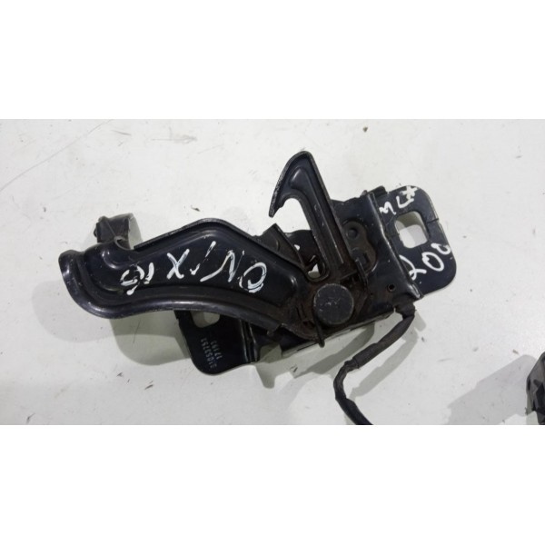 Fechadura Trava Do Capo Onix 2016 *5759 Cx114