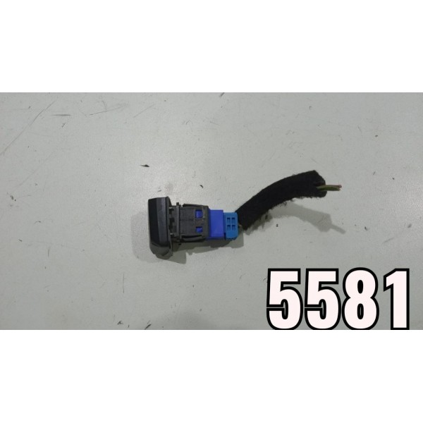 Botão Pisca Alerta Peugeot 208 2015 96750916zd *5581 Cx109