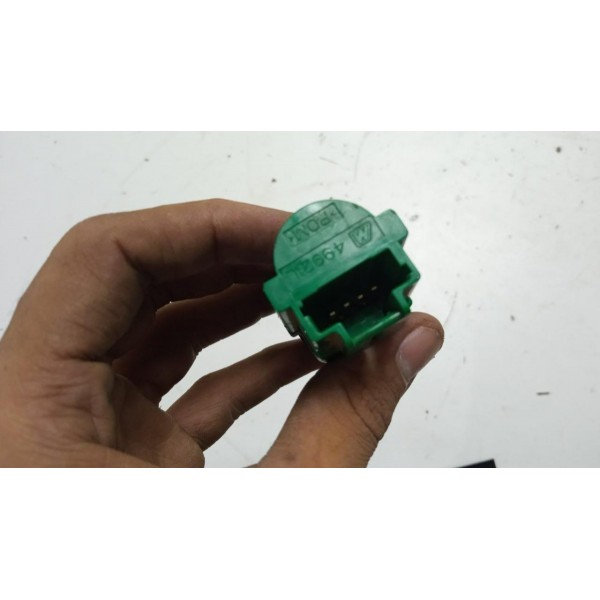 Interruptor De Freio Peugeot 408 2012 9670430580 *5197 Cx096