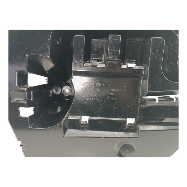 Guia Parachoque Traseiro Esquerdo Bmw 535 F10 2010 2012