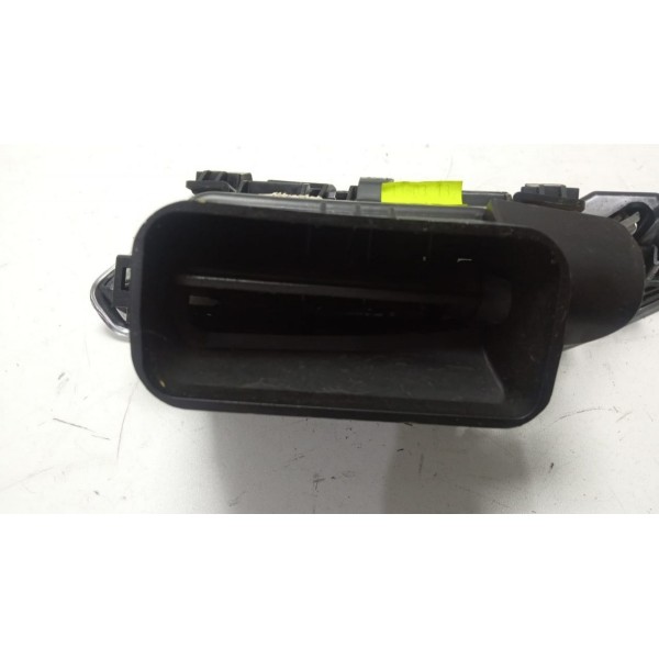 Difusor De Ar Esquerdo Peugeot 208 2017 1089169x *4776 Cx082