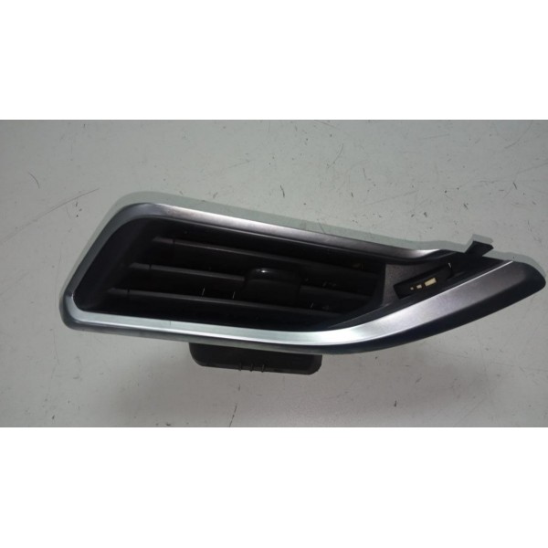 Difusor De Ar Direito Peugeot 208 2016 *4777 Cx082