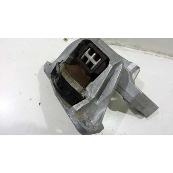 Suporte Do Motor Direito Do Nissan Kicks 2022 *4808 Pr049
