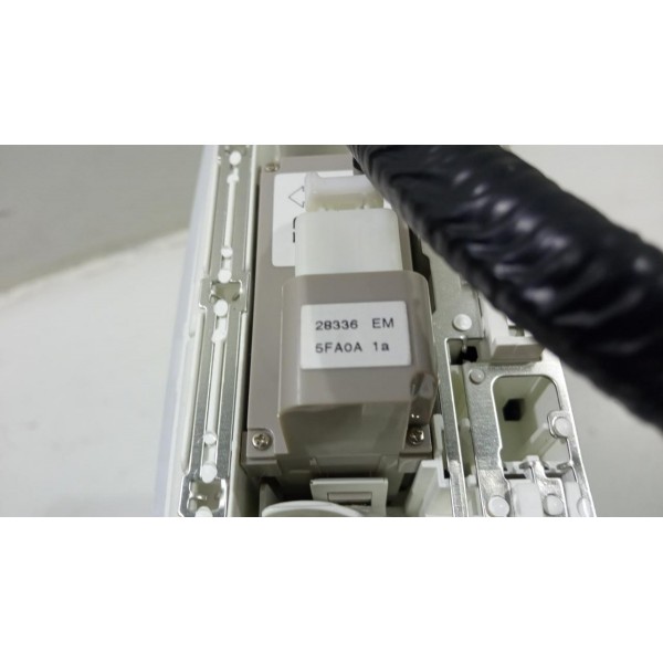 Luz De Cortesia De Teto Nissan Kicks 2023 *4606 Cx077