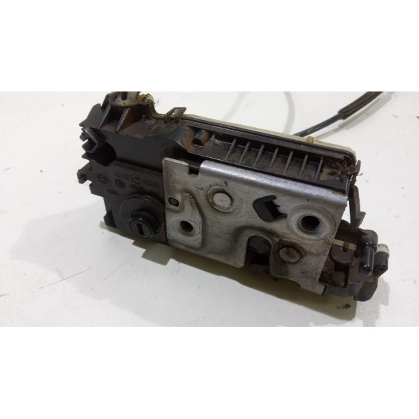 Fechadura Traseira Esquerda Peugeot 208 2015 *4413 Cx071