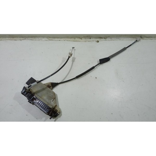 Fechadura Traseira Esquerda Peugeot 208 2015 *4413 Cx071