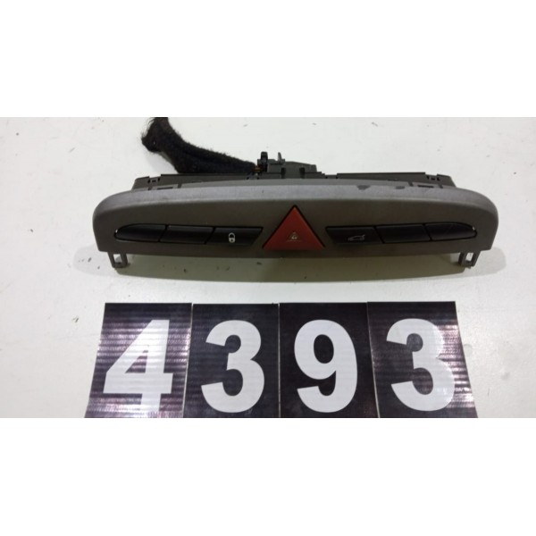 Botão Pisca Alerta Peugeot 408 2012 96664398xt *4393 Cx070