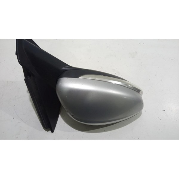 Retrovisor Direito Peugeot 208 2021 *3975 Pr043