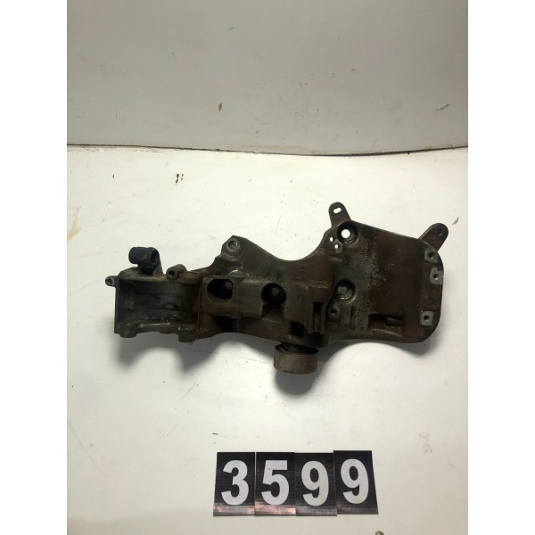Suporte Do Alternador Logan Sandero 1.6 2010 *3599 Pr038