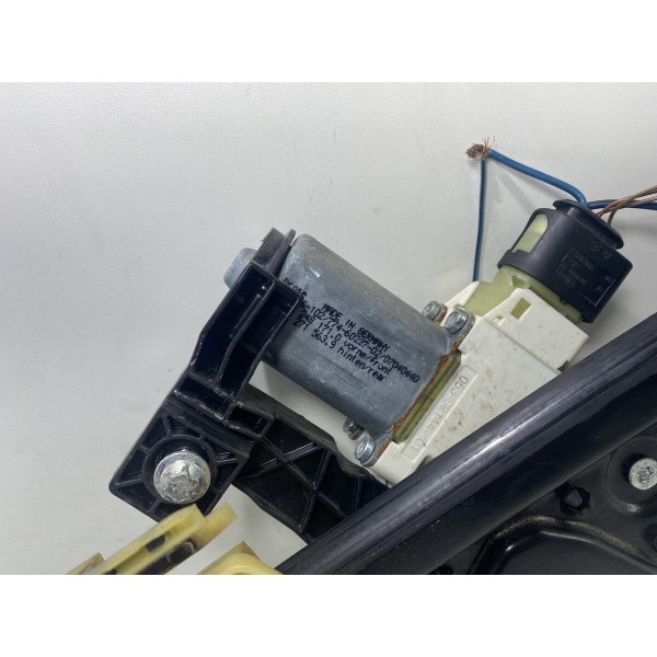 Máquina De Vidro Traseira Esquerda Bmw 535i 2011