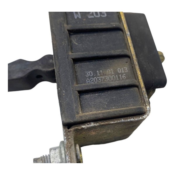 Limitador Porta Traseira Direita Mercedes C200 2000 06