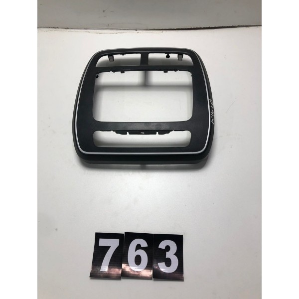 Moldura Painel Central Kwid 682602047r *763 Pr008