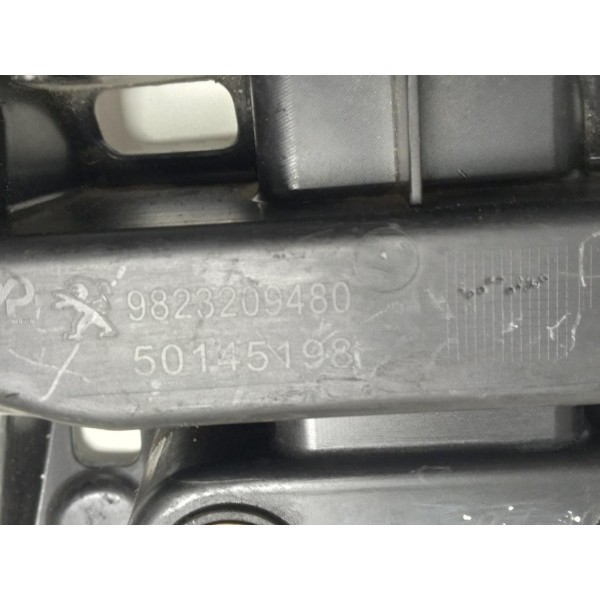 Suporte Parachoque Esquerdo Peugeot 208 2022 *846 Cx014