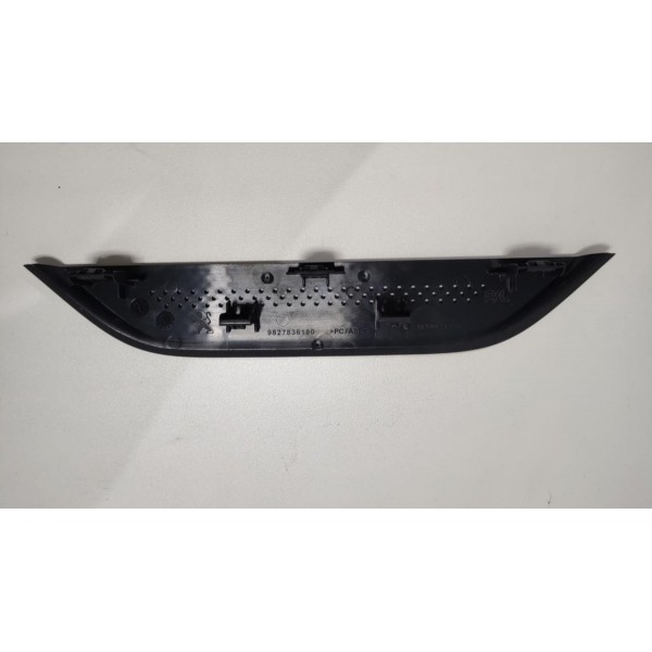 Acabamento Interno Peugeot 208 2021 9827836180 *425 Cx006