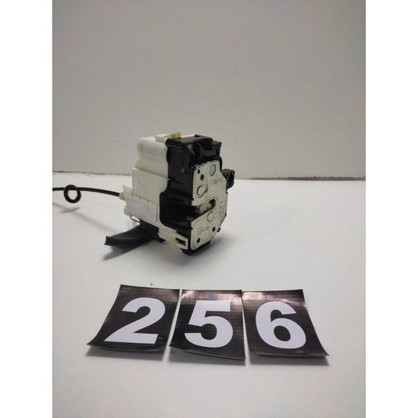 Fechadura D/d Fiat Cronos 520459750 *256 Pr003