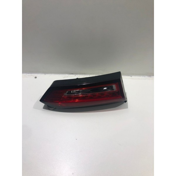 Lanterna Tampa T/e Fiat Cronos 2021 14718041 *106 Cx003