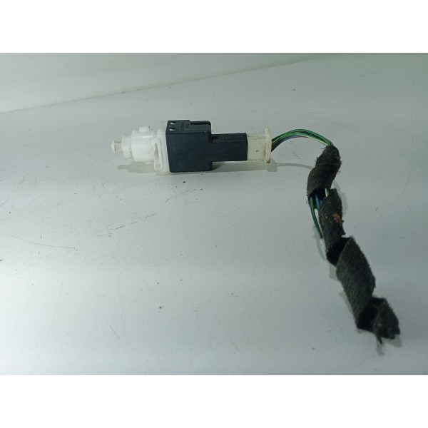 Interruptor Sensor Pedal De Freio Fiat Uno Vivace 2015 2016