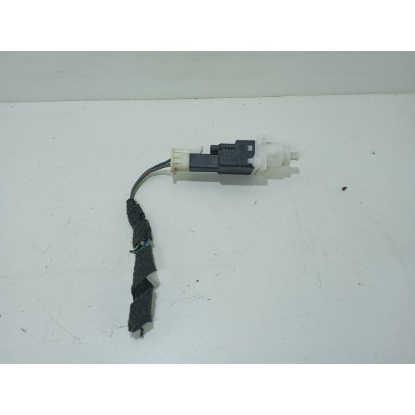 Interruptor Sensor Pedal De Freio Fiat Uno Vivace 2015 2016