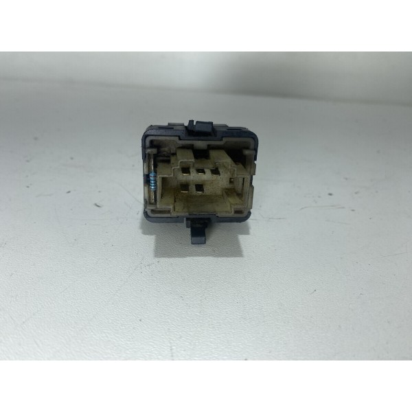 Botão Vidro Elétrico Traseiro Direito Vw Golf 1997