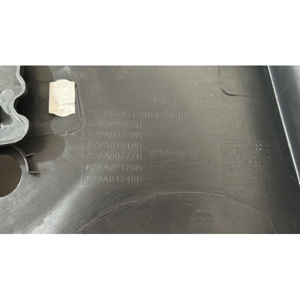 Forro De Porta T.d Renault Sandero 2015/20 829a09067r *471