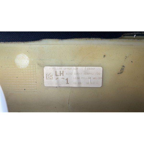 Acabamento Coluna Parabrisa Esquerda Land Rover 2012/15 *395
