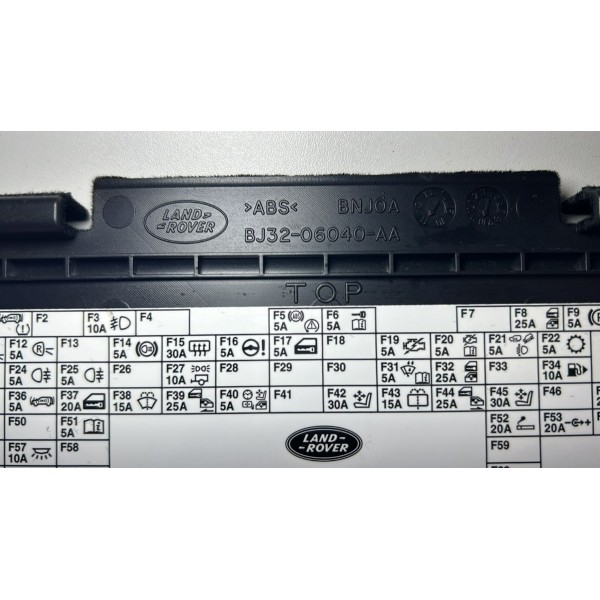 Tampa Caixa Fusiveis Land Rover 2012/15 Bj3206040 *384