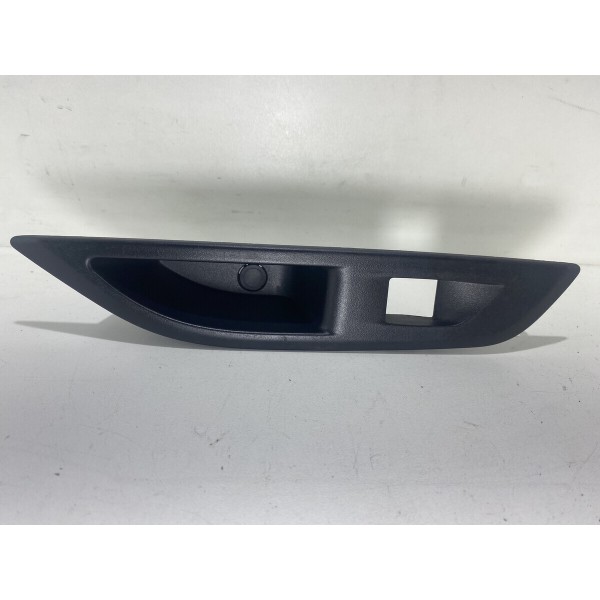 Moldura Botão Vidro Traseiro Esquerdo Peugeot 208 2021
