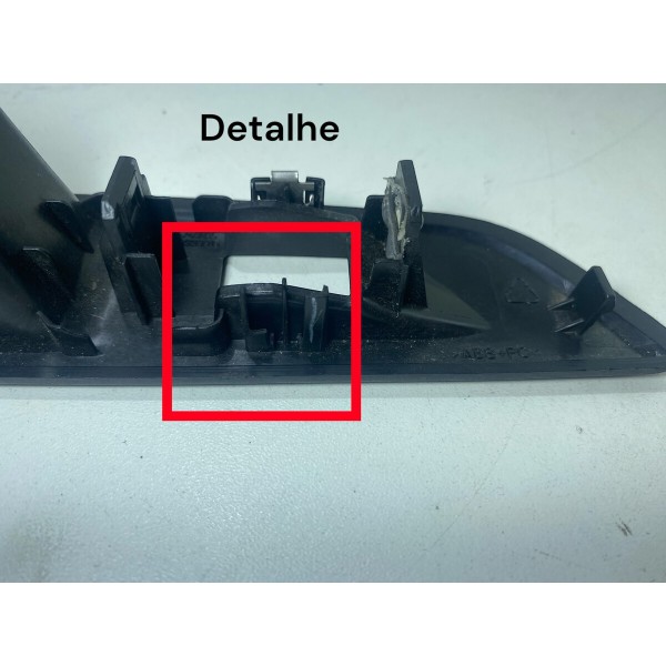 Moldura Botão Vidro Traseiro Esquerdo Peugeot 208 2021