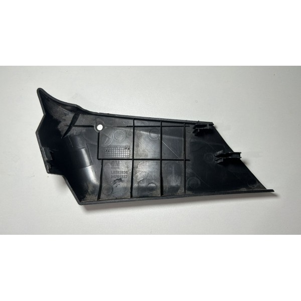 Moldura Lateral Esqe Banco Onix Prisma 2019 L0282836 *276