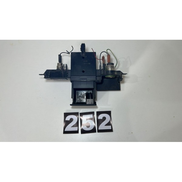 Cinzeiro Land Rover Discovery  34395x *252