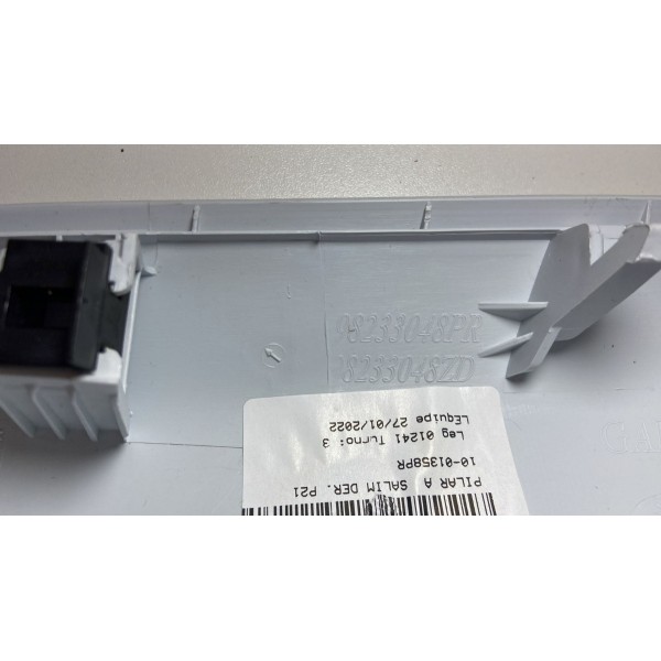 Acabamento Coluna Direi Peugeot 208 2021/22 98233048 *137
