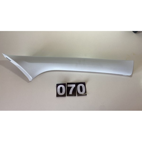 Acabamento Parabrisa Dir C4 Cactus 2020 9823714077 *070