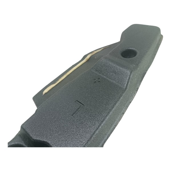 Anti Ruido Acabamento Paralama Esq Peugeot 208 2021 2024