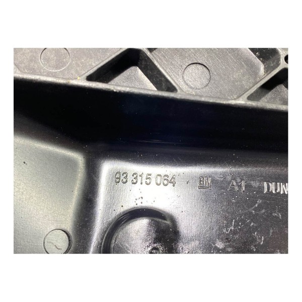 Tampa Caixa Fusivel Chevrolet Meriva 2003 2004 A 2012