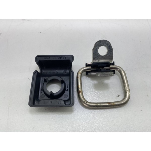Gancho Interno Porta Malas Bmw 535 2012