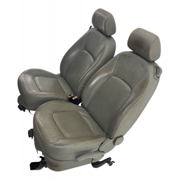 Jogo De Banco Dianteiro Volkswagen New Betlee 2009 A 2010
