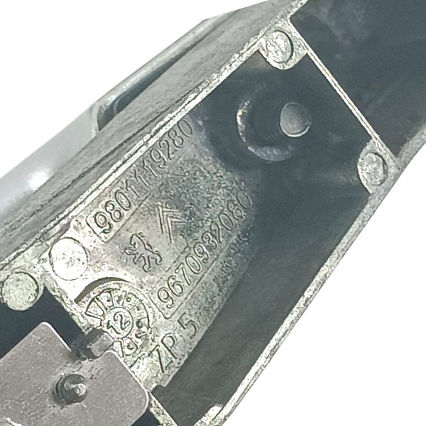 Maçaneta Externa Porta Traseira Lado Esq Peugeot 208 2013 19