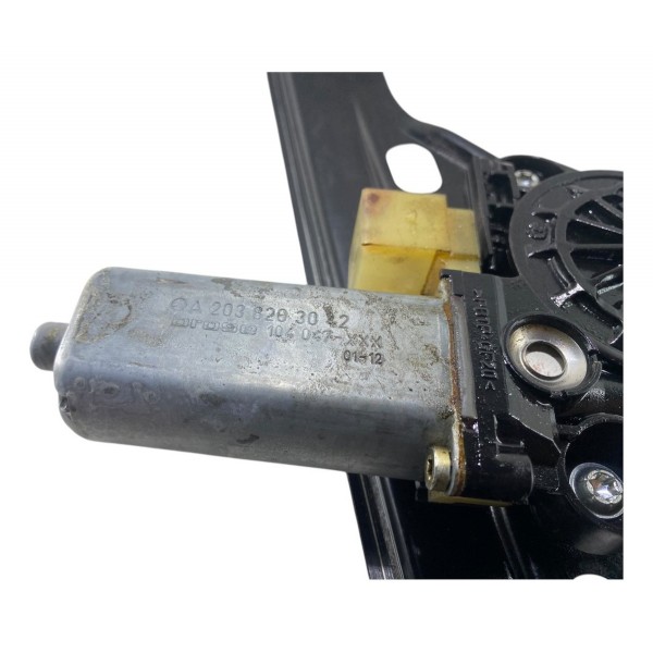 Motor Maquina Vidro Traseira Dir. Mercedes  C200 2002 A 2007