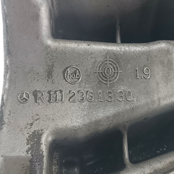 Suporte Alternador Mercedes Benz C200 1999 A 2006