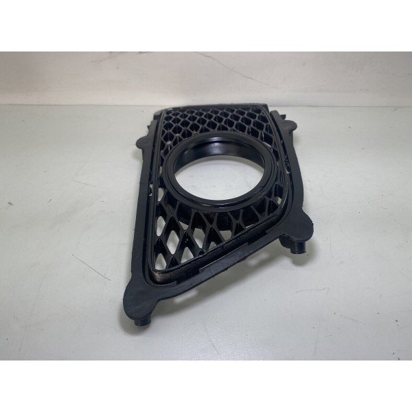 Grade Do Farol De Milha Lado Direito Kia Sportage 2010