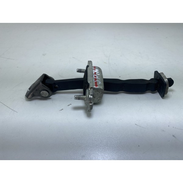 Limitador Porta Dianteira Direita Gm Spin 2013 2019