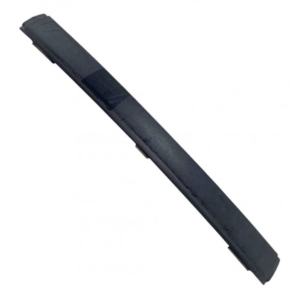 Friso Central Do Parachoque Volkswagen Gol G3 2000 A 2005