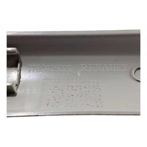 Moldura Acabamento Para-brisa Renault Clio 2001 A 2014