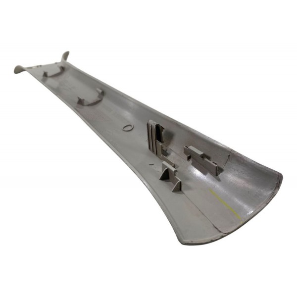 Moldura Acabamento Para-brisa Renault Clio 2001 A 2014