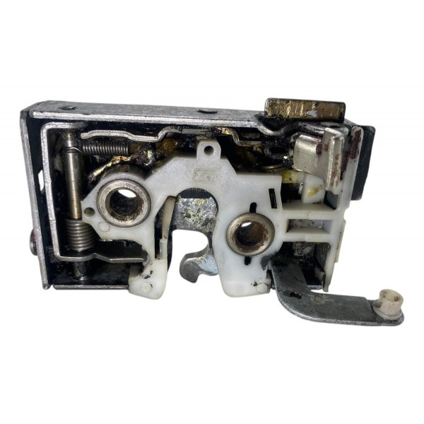 Fechadura Porta Traseiro Direito Santana 1990 A 1998