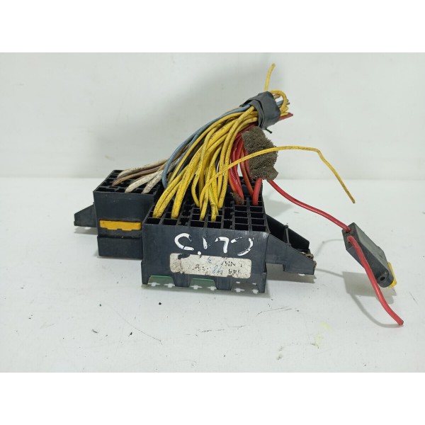 Caixa De Fusivel Renault Clio 1.0 16v 2007